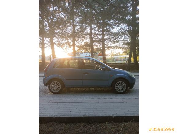 Sahibinden Ford Fiesta 1.4 TDCi Comfort 2003 Model