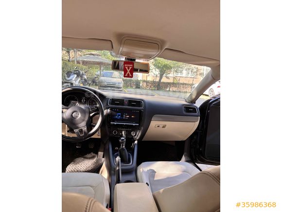  Volkswagen Jetta 1.6 TDi Comfortline 2012 Model 