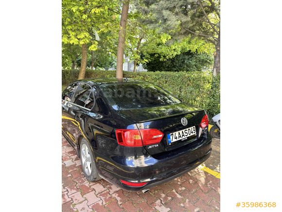  Volkswagen Jetta 1.6 TDi Comfortline 2012 Model 
