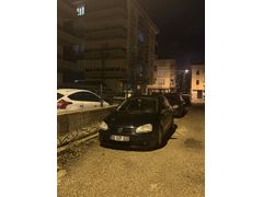 Sahibinden Volkswagen Golf 1.6 FSi Tour 2008 Model  168.000 km Siyah