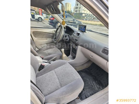 Sahibinden Toyota Corolla 1.6 Terra 2001 Model  231.000 km Gri (Gümüş)