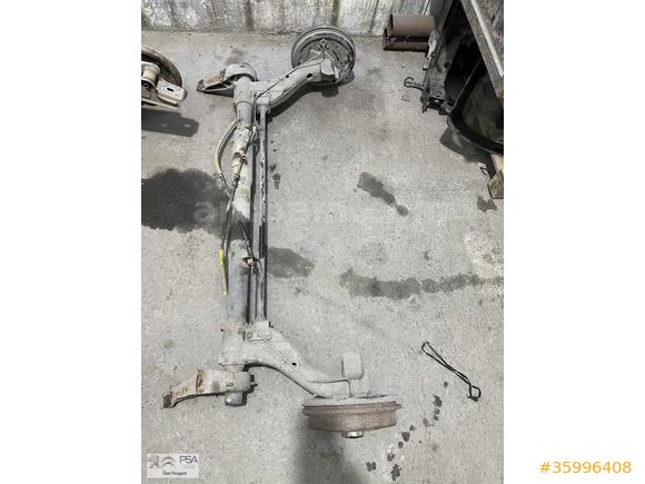 2004 KANGOO TRAVERS