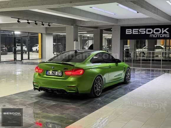 BEŞDOK MOTORS / BMW M4 COMPETITION JAVA GREEN-HEAD UP-HARMAN