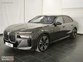 SADIK2'DEN 2023 7.40d xDRIVE M-EXCELLENCE ARKA AKS-THEATRE BAYİİ