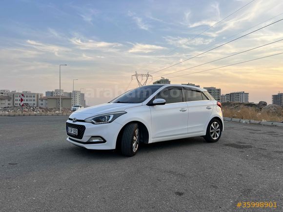 Sahibinden Hyundai i20 1.2 MPI Style 2015 Model 