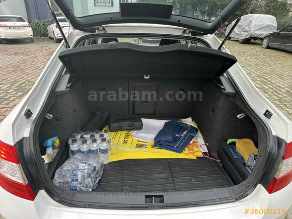 SKODA OCTAVİA STYLE 1.6 TDI 110 PS DSG PANORAMİK SUNROOF