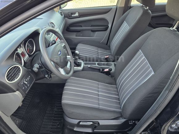 2010 FORD FOCUS 1.6 TREND 115 HP 12,500 KM