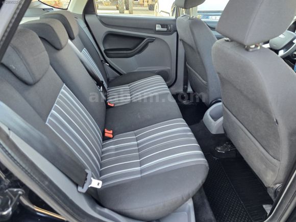 2010 FORD FOCUS 1.6 TREND 115 HP 12,500 KM