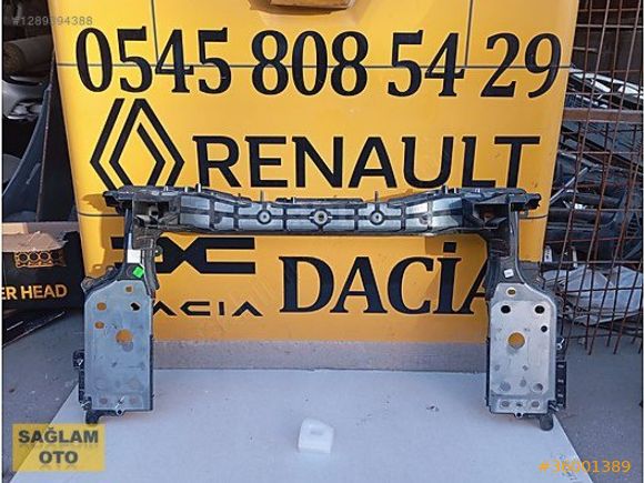 Renault Megane 4 e tech ön panel