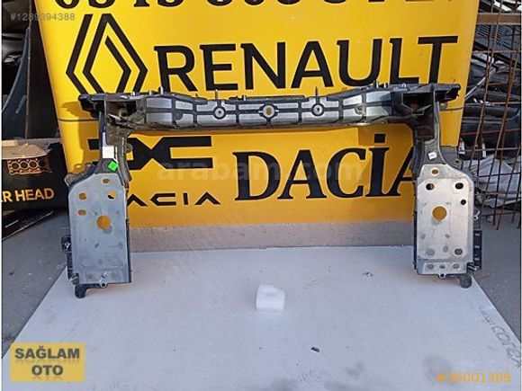 Renault Megane 4 e tech ön panel