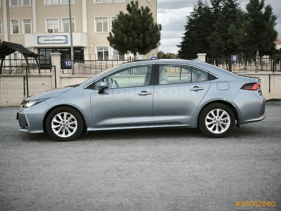 Sahibinden Toyota Corolla 1.5 Dream 2021 Model
