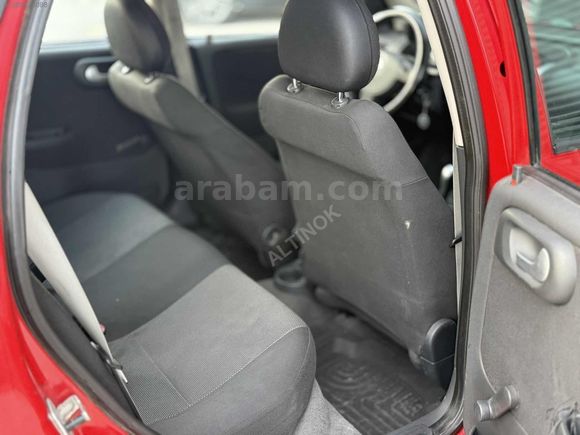 ALTINOK AUTO'Dan 2006 OTOMATİK CORSA 1.2