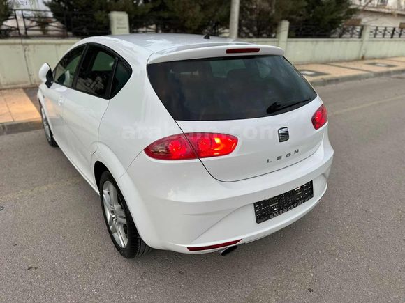 CEVDET AUTO HATASIZ 2012 MODEL LEON 1.6 TDİ CR STYLE