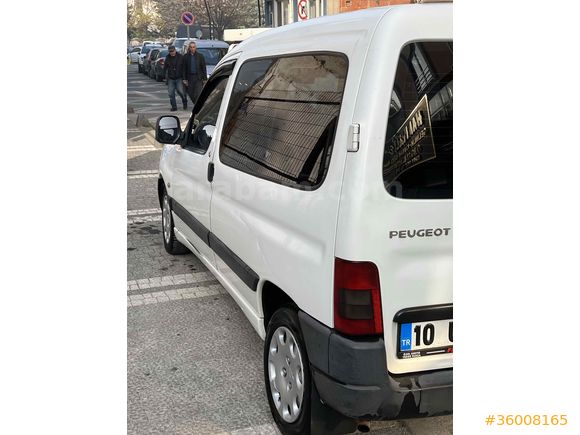 Temiz bakımlı aile aracı