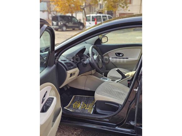 2011 MODEL RENAULT MEGAN 3 OTOMATİK