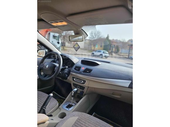 2011 MODEL RENAULT MEGAN 3 OTOMATİK
