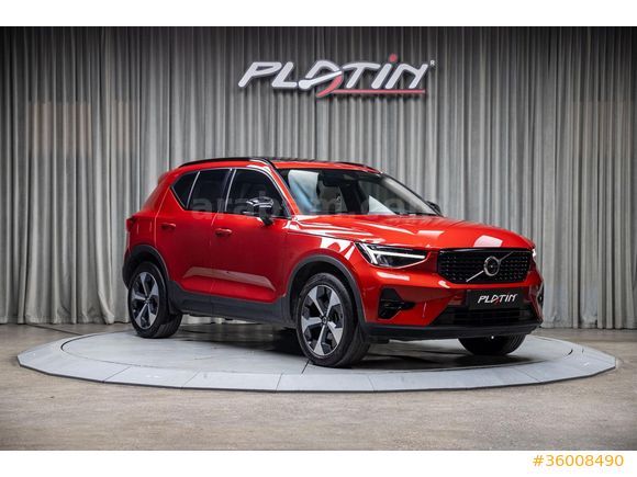 2023 VOLVO XC40 1.5 T2 PLUS DARK