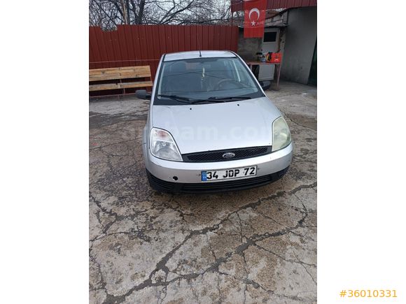 Sahibinden Ford Fiesta 1.4 TDCi Comfort 2004 Model