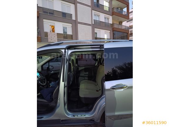 Sahibinden otomobil ruhsatlı Ford Courier  Titanium Plus