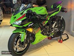 AKF MOTORS'DAN 10 BİN KM 2024 KAWASAKİ ZX-6R