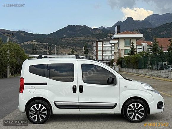 HATASIZ BOYASIZ OTOMOBİL RUHSATLI 2017 MODEL 1.3 PREMİO