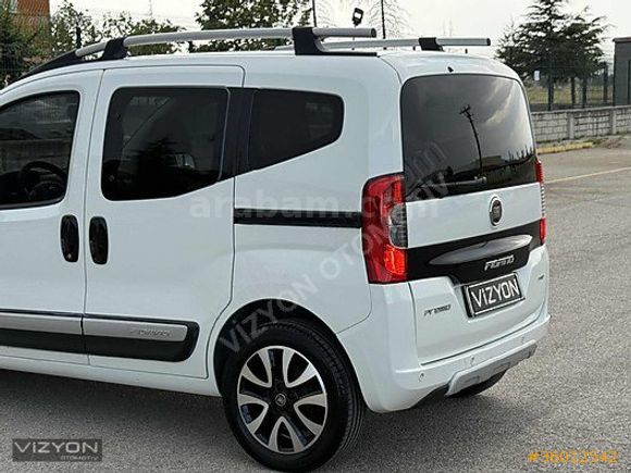 HATASIZ BOYASIZ OTOMOBİL RUHSATLI 2017 MODEL 1.3 PREMİO