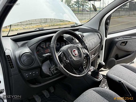HATASIZ BOYASIZ OTOMOBİL RUHSATLI 2017 MODEL 1.3 PREMİO