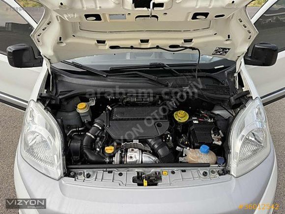 HATASIZ BOYASIZ OTOMOBİL RUHSATLI 2017 MODEL 1.3 PREMİO
