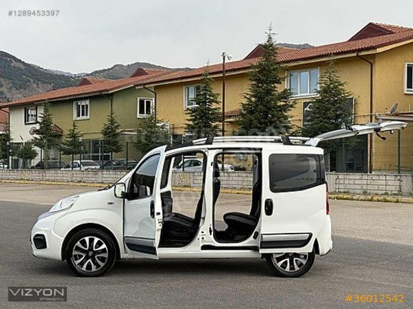 HATASIZ BOYASIZ OTOMOBİL RUHSATLI 2017 MODEL 1.3 PREMİO
