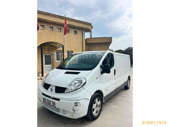 Sahibinden Renault Trafic 2.0 DCI Grand Confort 2012 Model  KLİMALI