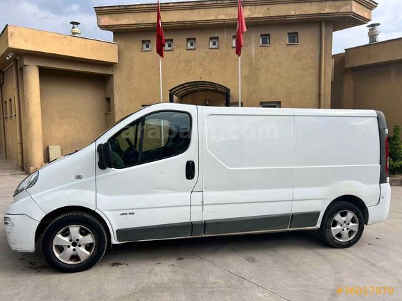 Sahibinden Renault Trafic 2.0 DCI Grand Confort 2012 Model  KLİMALI