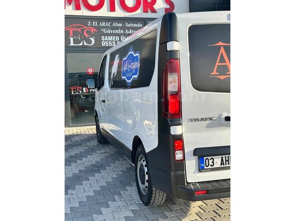 HATASIZ/BOYASIZ/DÜŞÜK/KM/RENAULT/TRAFİC/%20 FATURALI