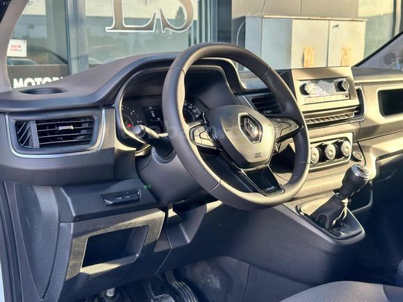 HATASIZ/BOYASIZ/DÜŞÜK/KM/RENAULT/TRAFİC/%20 FATURALI