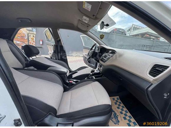 Sahibinden Hyundai i20 1.2 MPI Style 2015 Model 