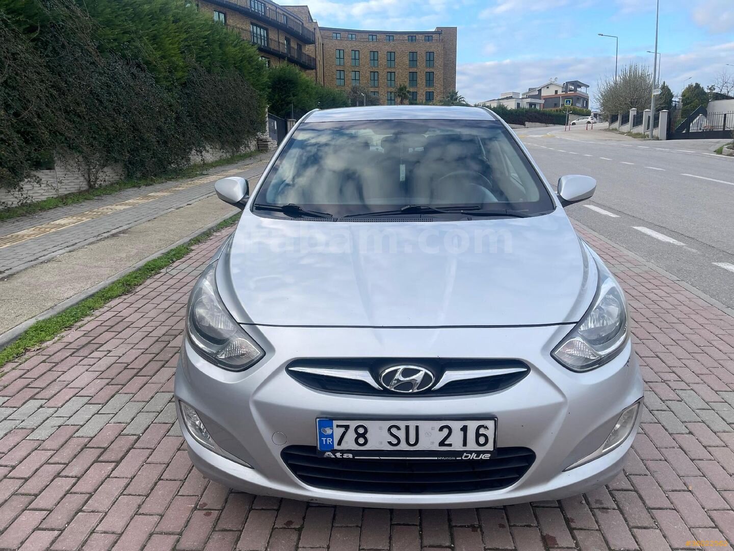 Sahibinden Hyundai Accent Blue 1.6 CRDI Mode 2012 Model 1