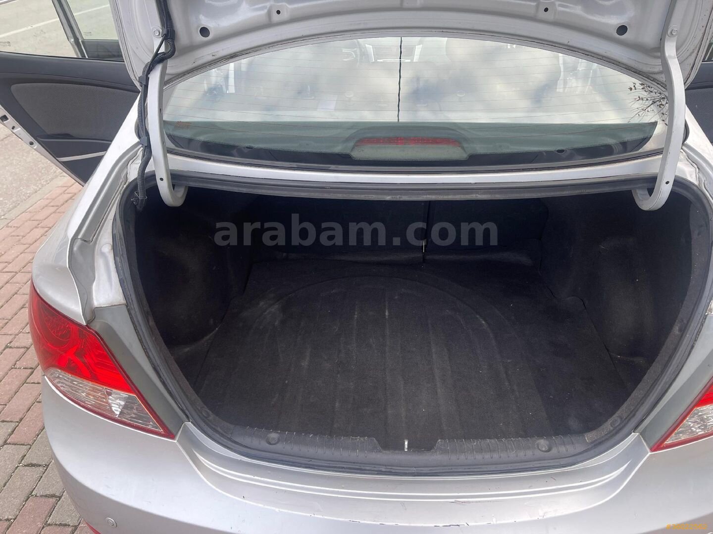 Sahibinden Hyundai Accent Blue 1.6 CRDI Mode 2012 Model 5