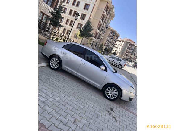 Sadece 70bin kilometre Jetta Volkswagen Jetta 1.6 FSi Midline 2007 Model