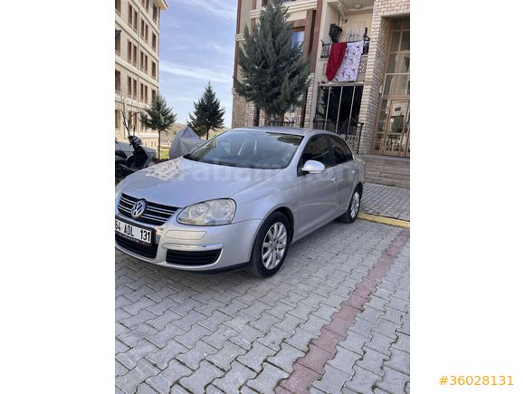 Sadece 70bin kilometre Jetta Volkswagen Jetta 1.6 FSi Midline 2007 Model