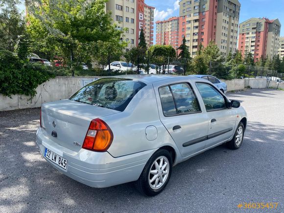 13 yıllık Sahibinden Renault Clio 1.4 RNA 2001 Model