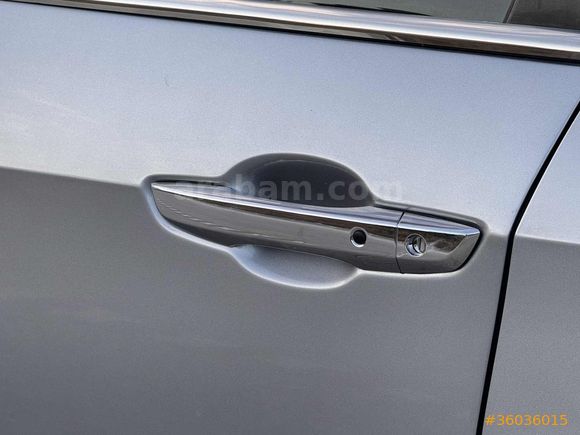-VİTRİN 37- HONDA CIVIC EXECUTİVE K.ISITMA/H.EKRAN/KEYLESS GO