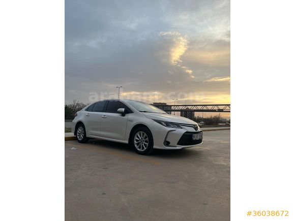 Sahibinden Toyota Corolla 1.8 Hybrid Dream 2019 Model