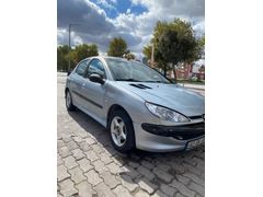 Masrafsız – Ekonomik Peugeot 206 1.4 HDi X-Line