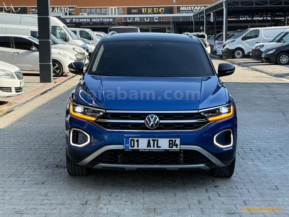 Çift Renk T-Roc 1.5 TSI Style 2023 ÇIKIŞLI Adana