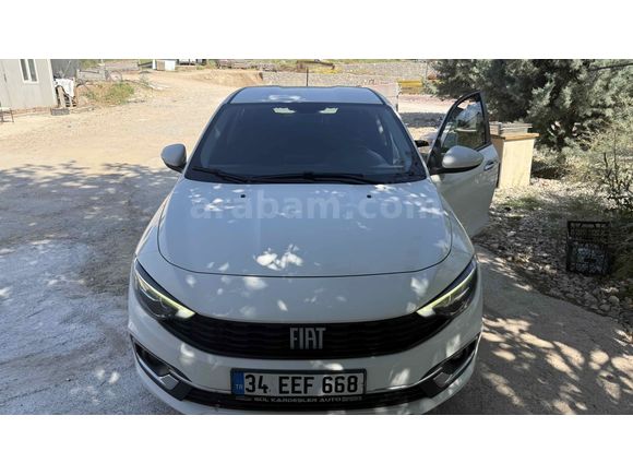 Sahibinden Hatasız Boyasız Fiat Egea 1.4 Fire Urban 2021 Model sadece sol arka kapıda 1 parmak boyu kadar rutuş olması lazım 