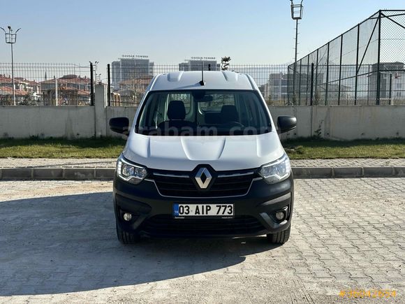 Sahibinden Renault Express Combi 1.5 BlueDCI Joy 2025Model  9.250km Beyaz