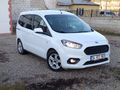 Galeriden Ford Tourneo Courier 1.5 TDCi Delux 2022 Model Van
