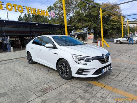 SAHİBİNDEN HATASIZ SERVİS BAKIMLI EKSTRALI MEGANE 4