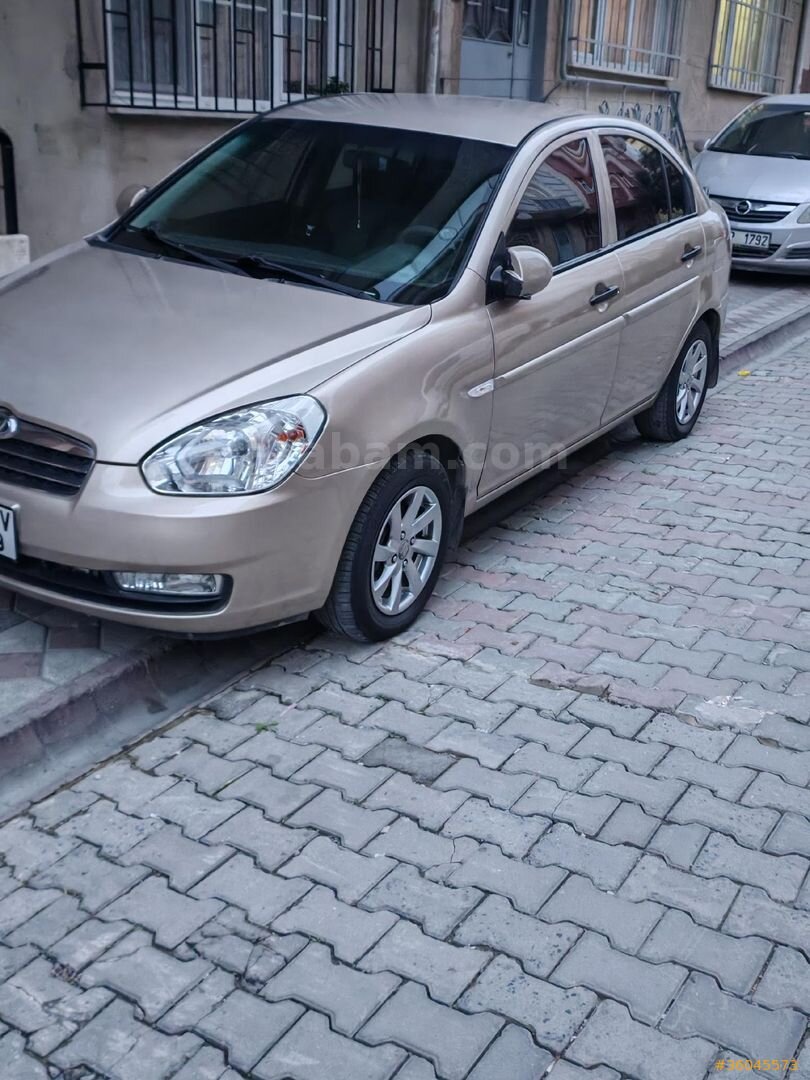 Sahibinden Hyundai Accent Era 1.5 CRDi-VGT Team 2010 Model İstanbul 128.000 km Kahverengi 4