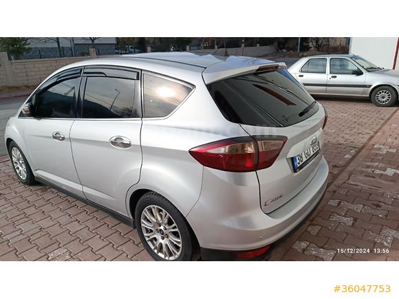 Sahibinden Ford C-Max 1.6 TDCi Titanium 2012 Model
