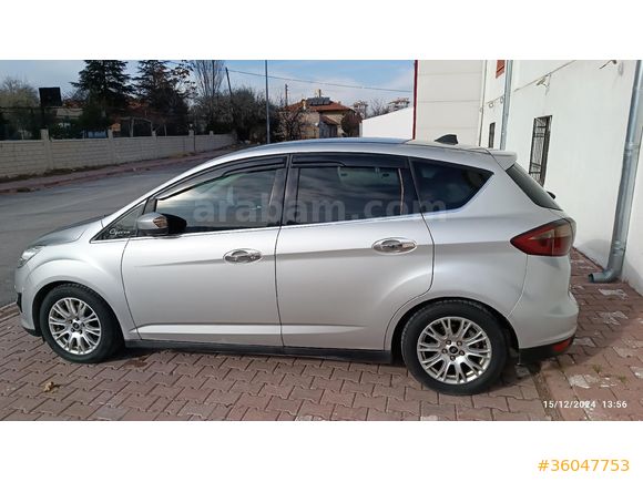 Sahibinden Ford C-Max 1.6 TDCi Titanium 2012 Model